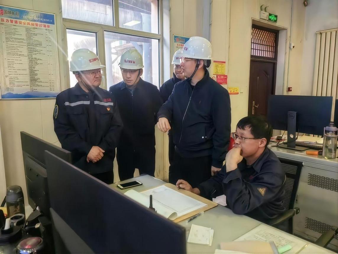 巴彦淖尔市副市长赵春雨一行莅临新海公司调研指导事情_pp电子（官网）