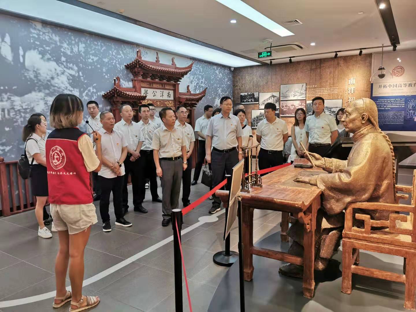 陕西沙巴集团发展“不忘初心、服膺使命”主题教育现场进建 陕西沙巴集团发展“不忘初心、服膺使命”主题教育现场进建