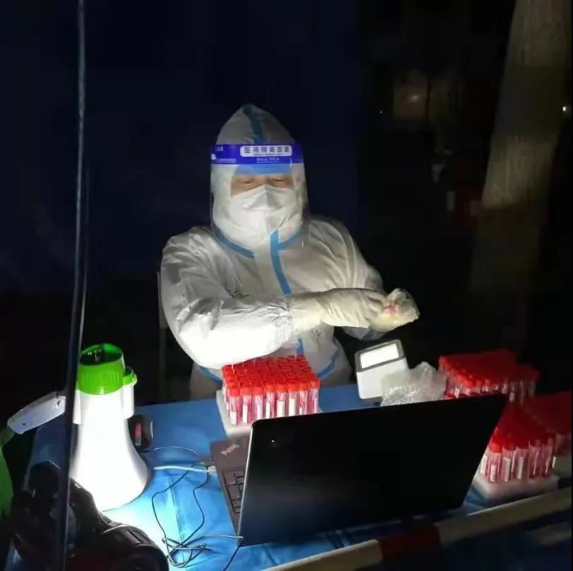 防控一线 致敬平庸岗位中最可爱的人 防控一线 致敬平庸岗位中最可爱的人