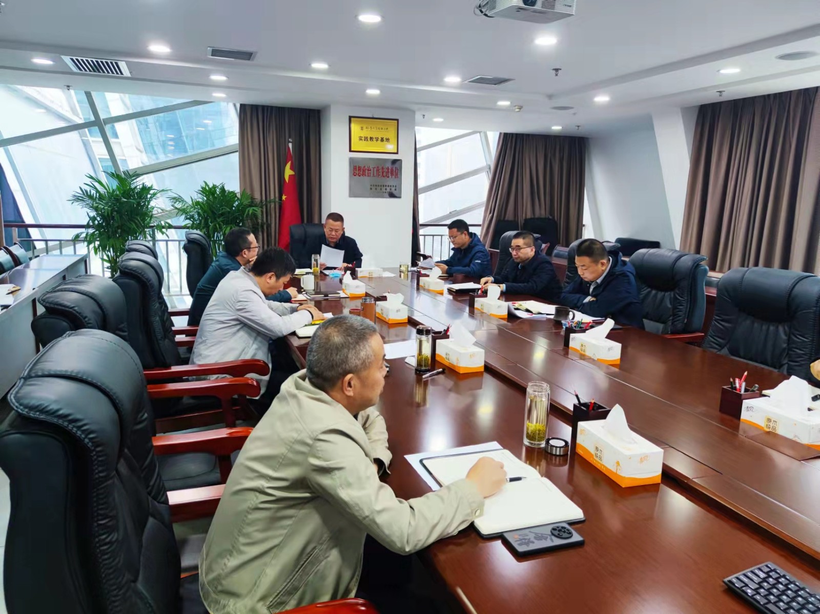 聚焦二十大|水环境公司通报进建贯彻党的二十大心灵 聚焦二十大|水环境公司通报进建贯彻党的二十大心灵