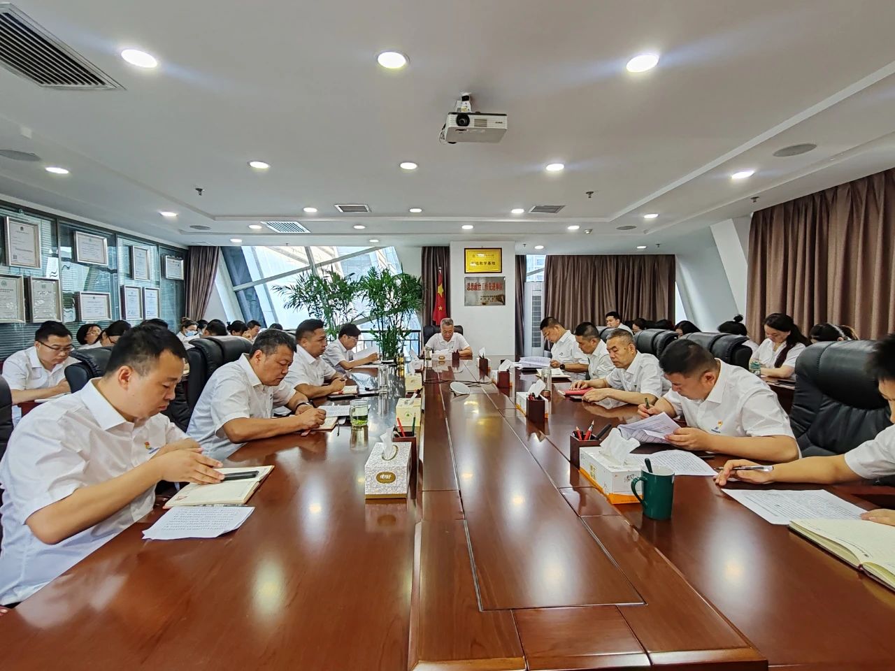 水环境公司党支部:萦绕“三个对峙”推动党纪进建教育走深走实 水环境公司党支部:萦绕“三个对峙”推动党纪进建教育走深走实