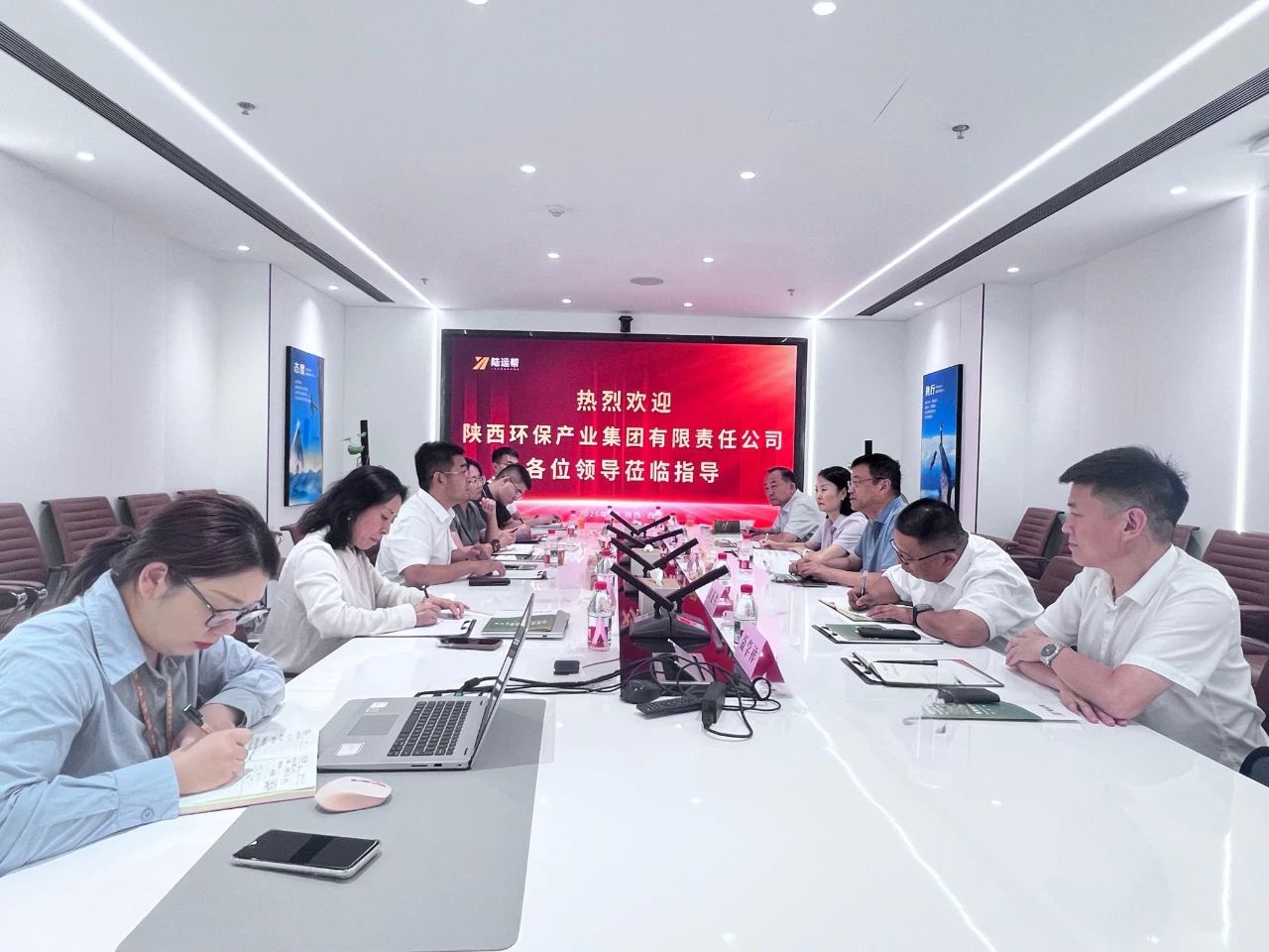 陕西沙巴集团与陆运助公司座谈互换 陕西沙巴集团与陆运助公司座谈互换